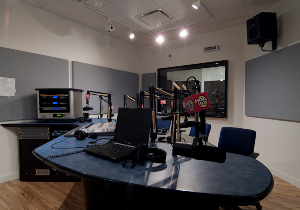Emmis NYC - Overnight Studio